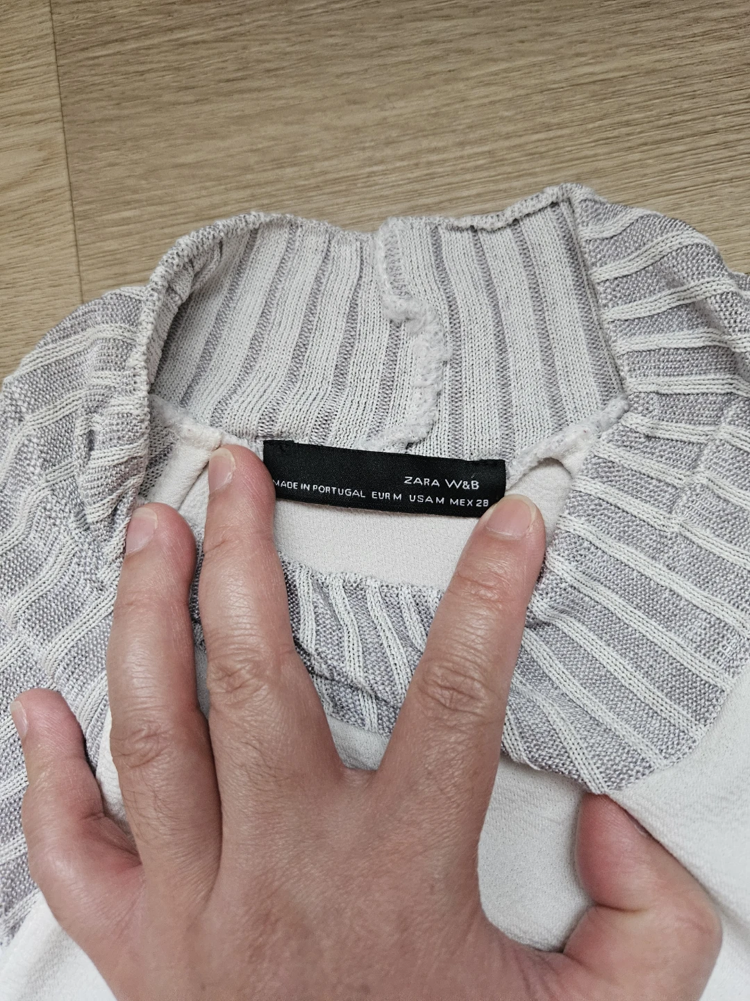 ZARA W&B Women's Top - Size M🌱 - photo 2