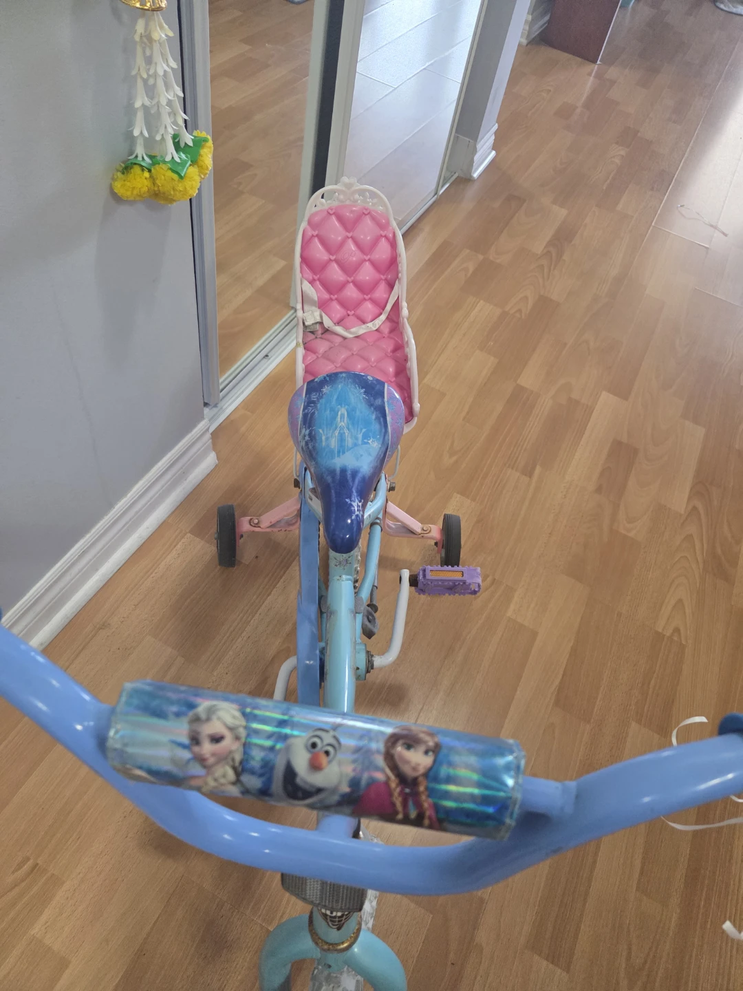 Kids Frozen Bicycle with Training Wheels - photo 3
