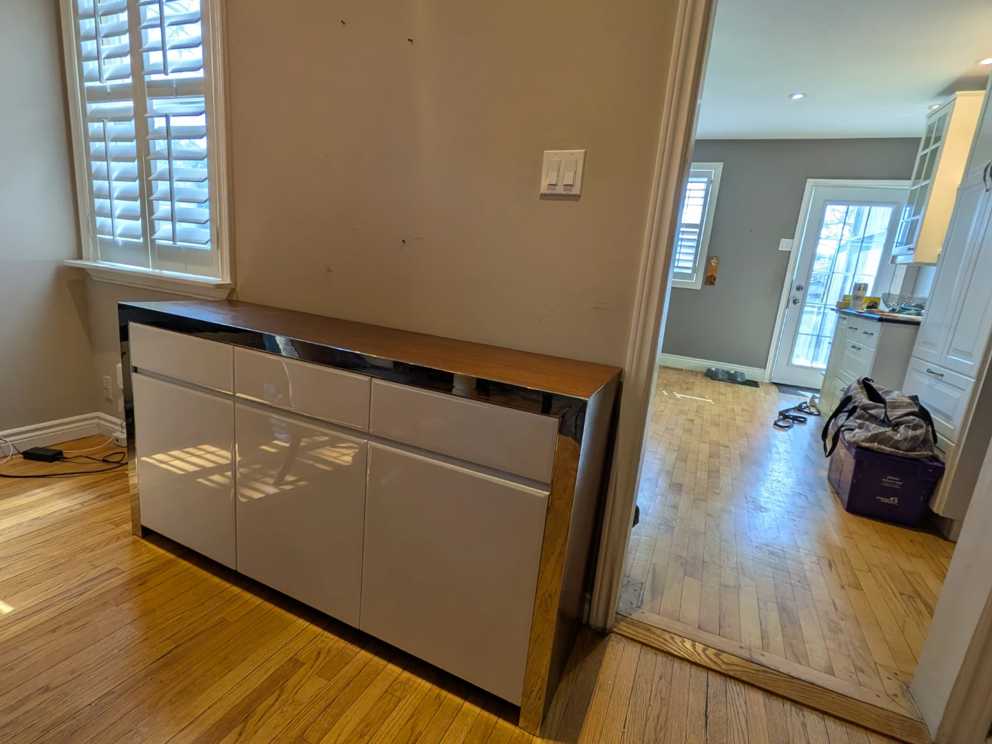 White and Wood Sideboard - photo 3