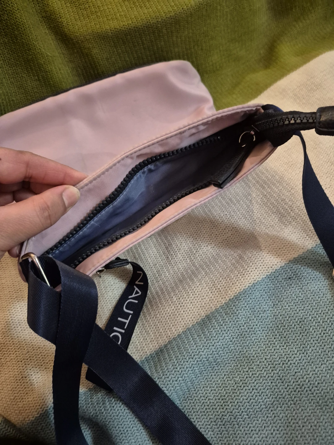 Nautica Pink Crossbody Bag - photo 4