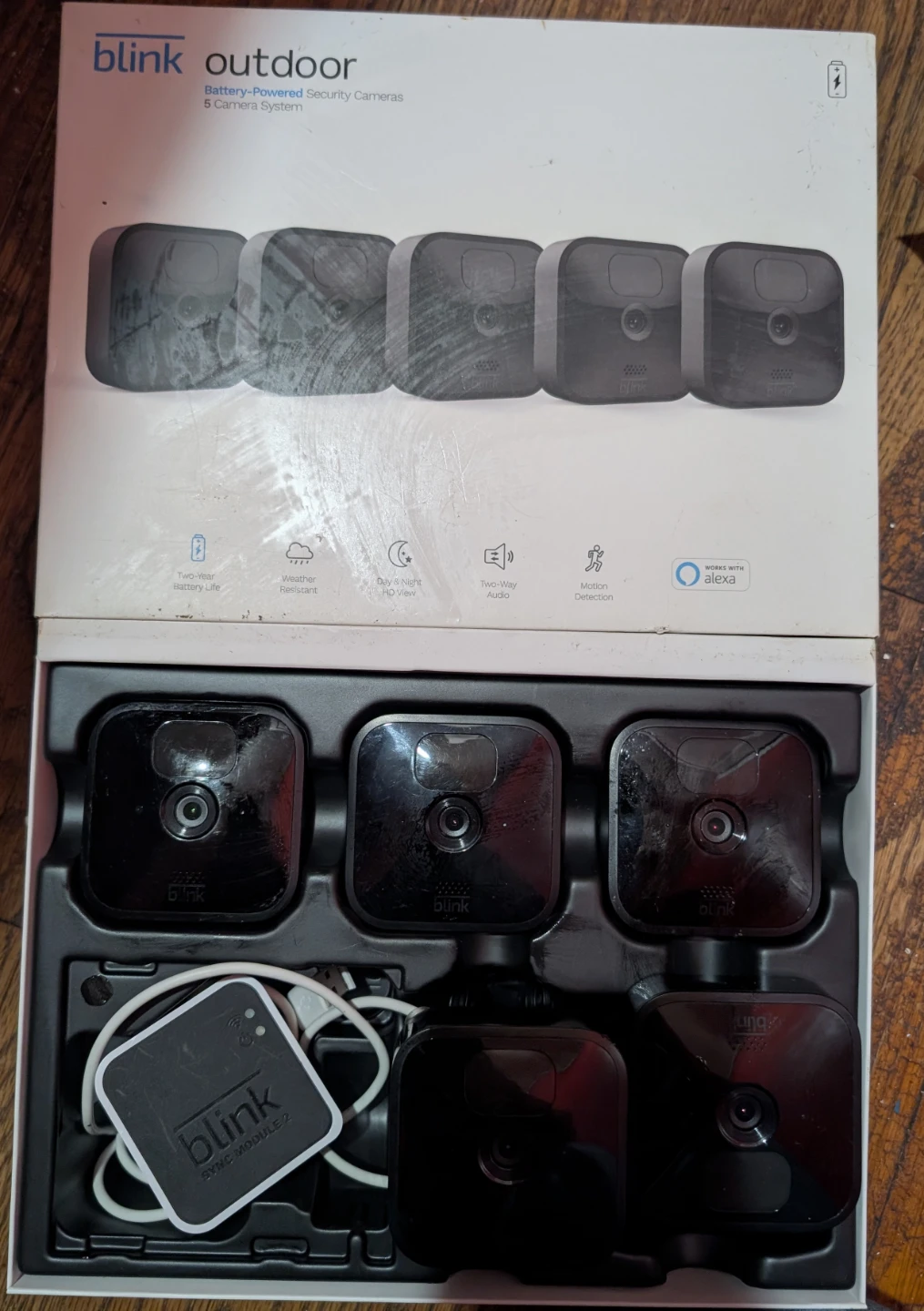 Blink Outdoor 5 Camera System Battery-Powered Security Cameras