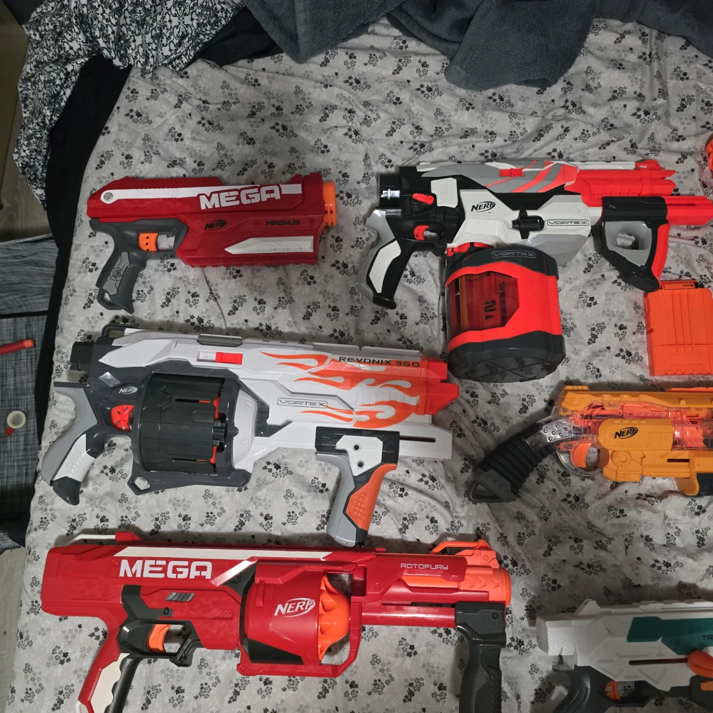Nerf Blasters & Accessories Bundle - photo 5