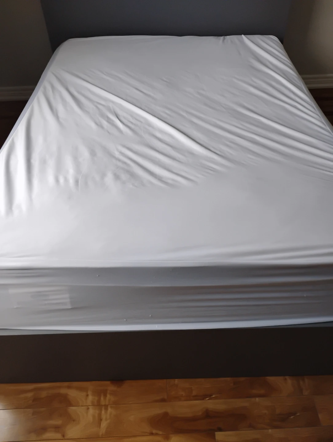 MALM bedframe and Kingsdown mattress - photo 4