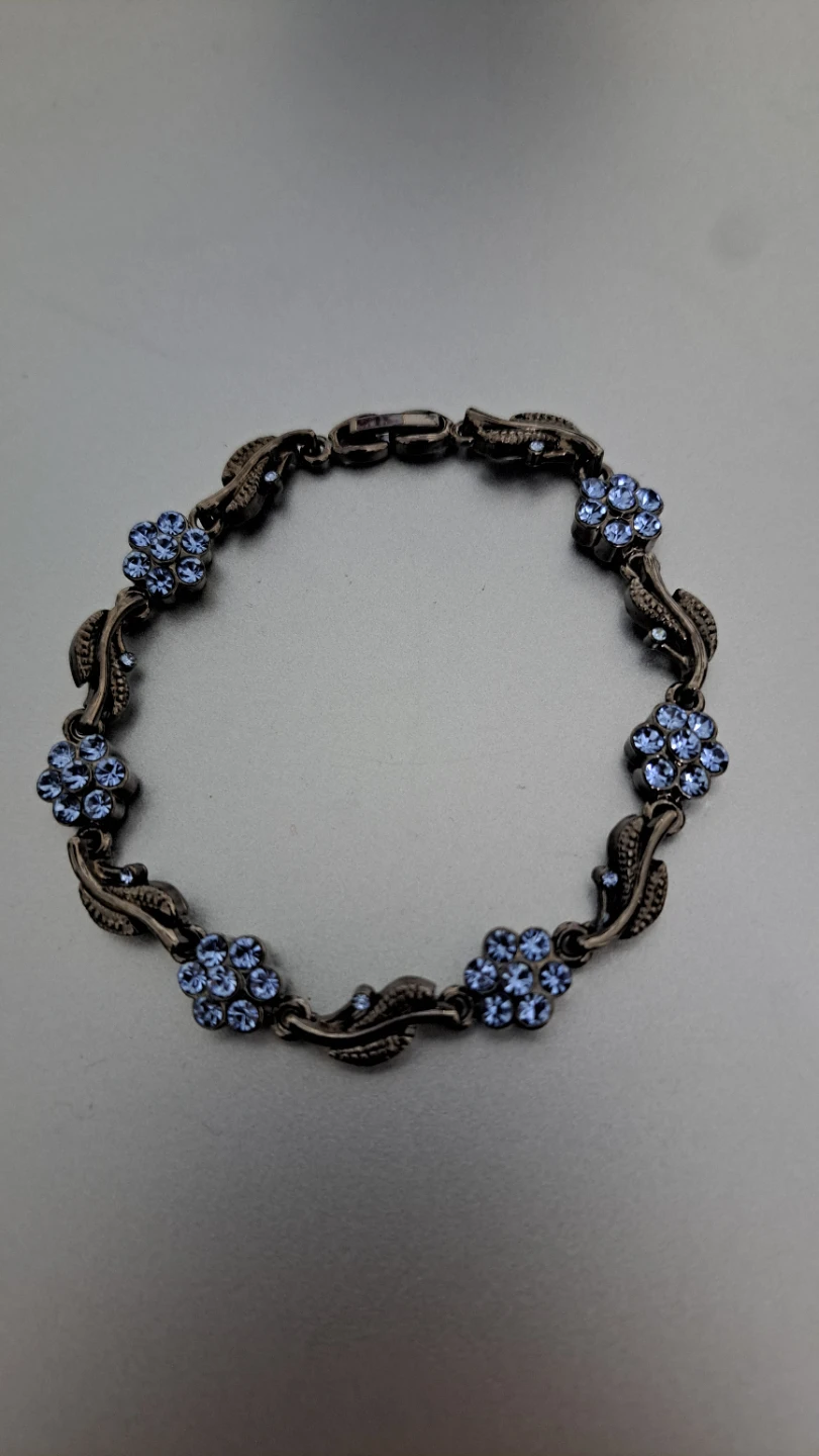 Bracelet with Blue Rhinestone Flowers