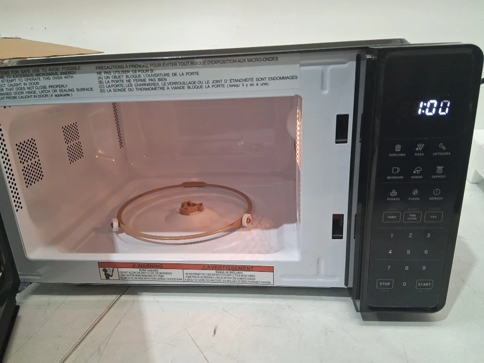 Chefman Microwave Oven 🧑‍🍳🔥 - photo 4