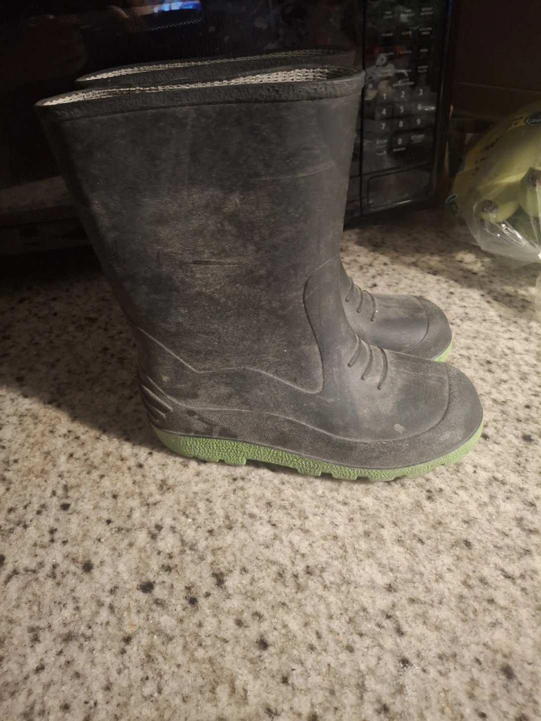 Kids' Black Rubber Rain Boots Size 1 - photo 2