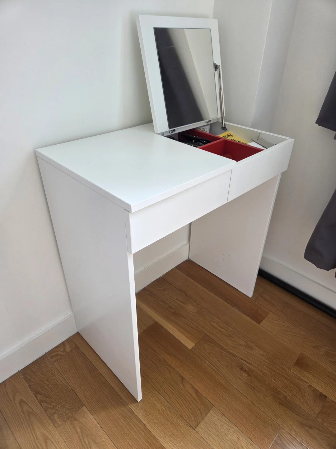 Ikea MALM White Dressing Table / Desk with Mirror