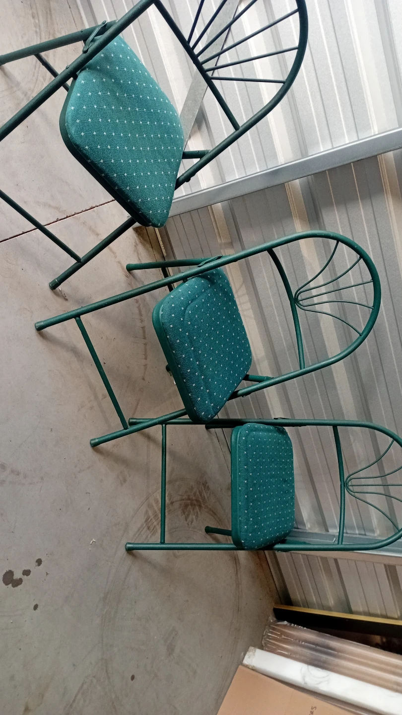 Folding Chairs ( Set of  3)