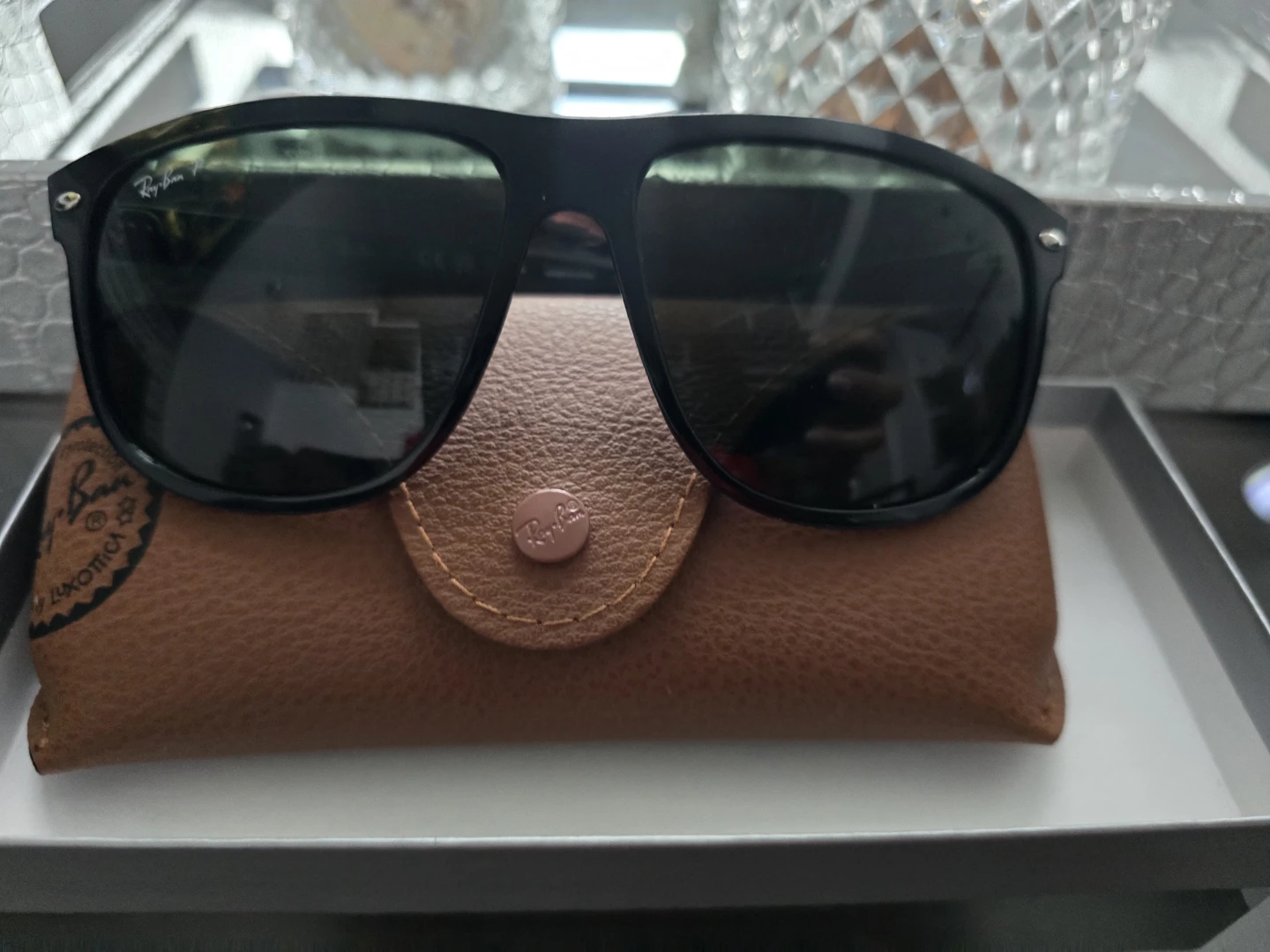 Ray-Ban Black Wayfarer Sunglasses - photo 5