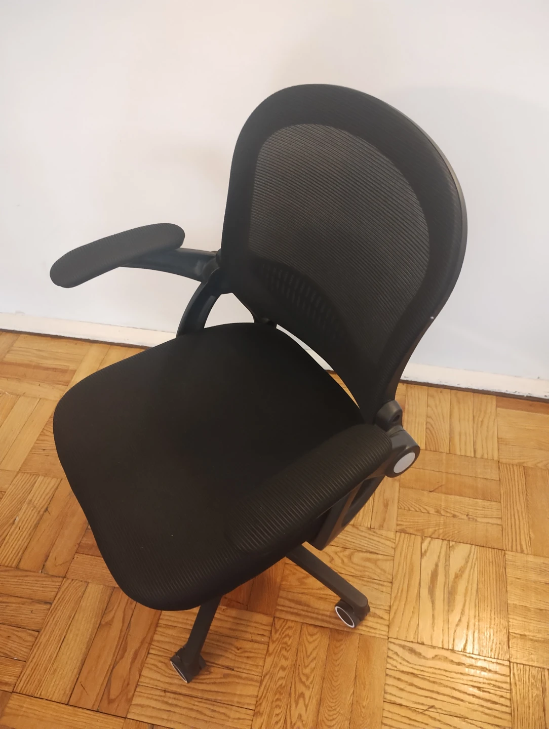 Black Mesh Office Chair