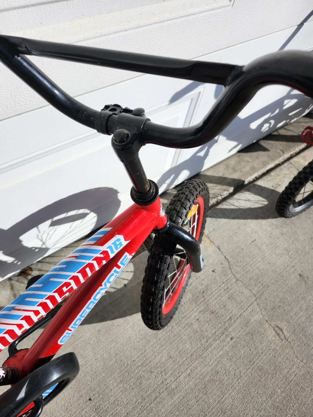 Red Supercycle Illusion 16" Kids Bike - photo 2