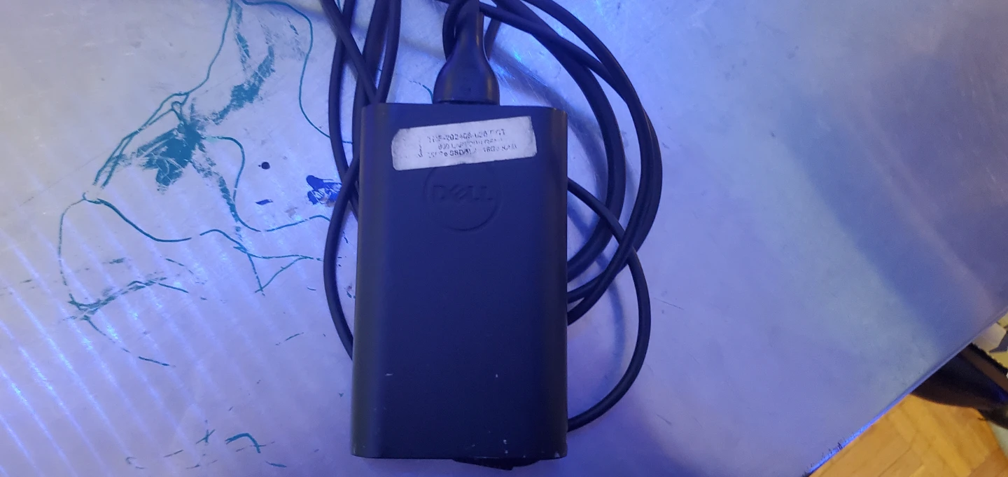 Dell Laptop with Charger, Mouse, and Keyboard - photo 2
