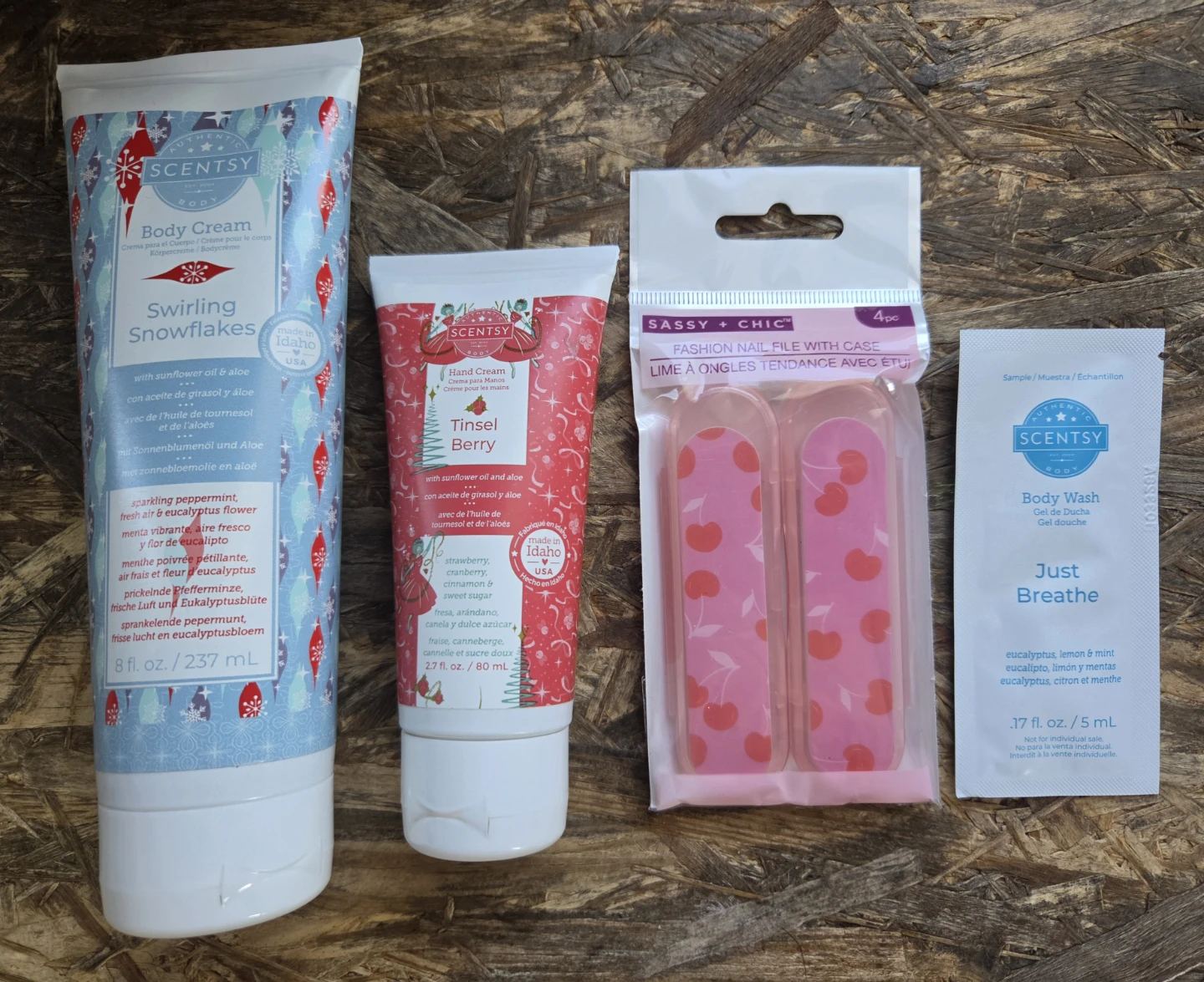Scentsy Swirling Snowflakes Body Cream & Tinsel Berry Hand Cream
