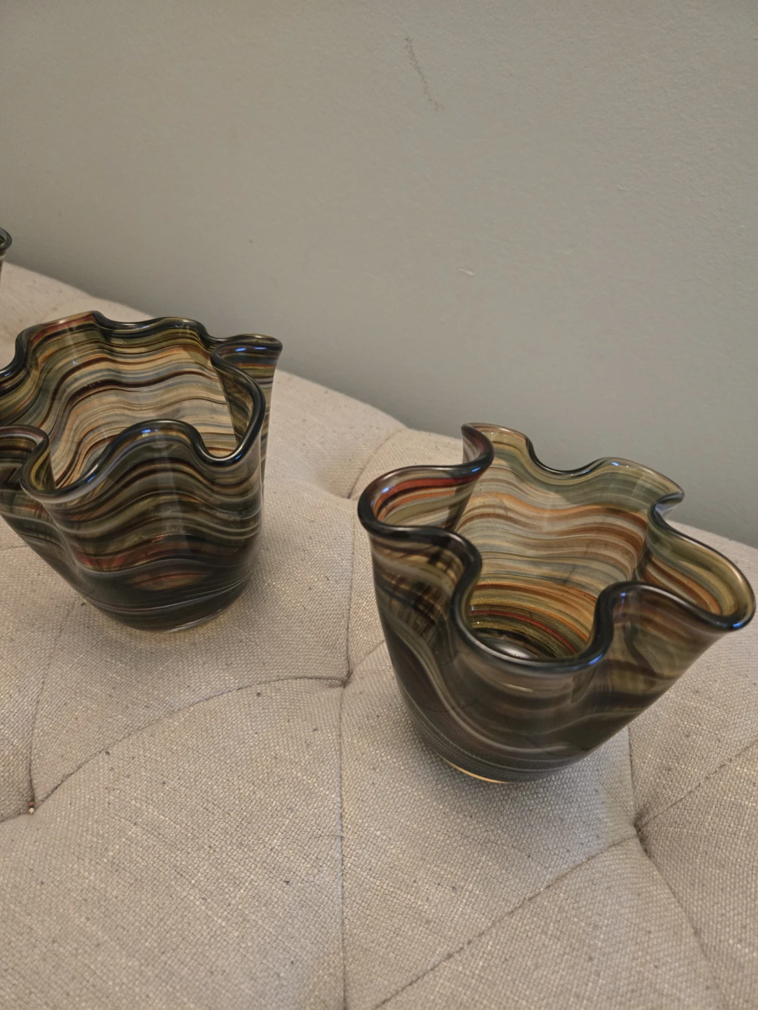 Ruffeld Handkerchief Glass Vases - photo 3