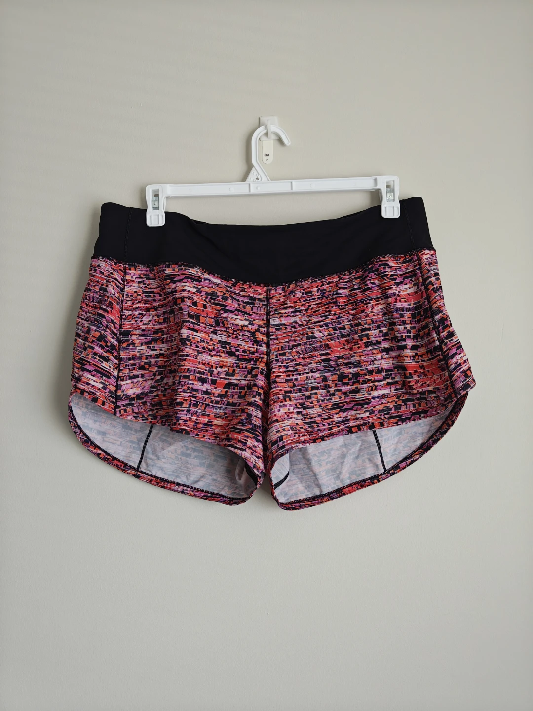 Lululemon Running Shorts size 14 - photo 2