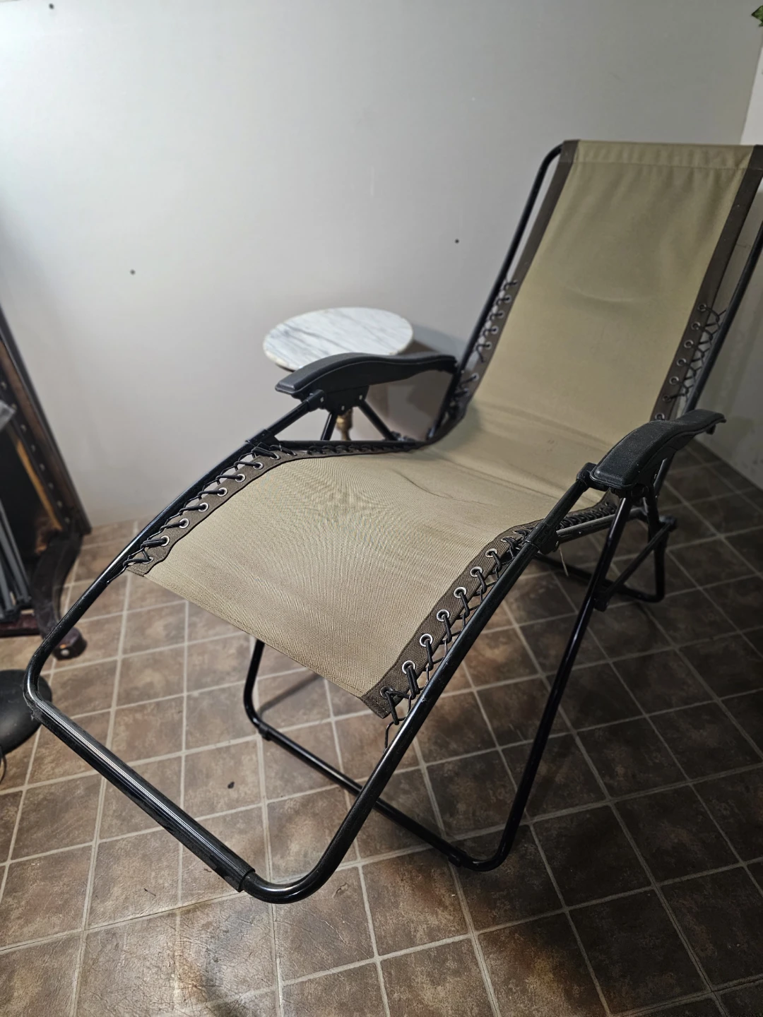 Zero Gravity Chair - Tan Fabric