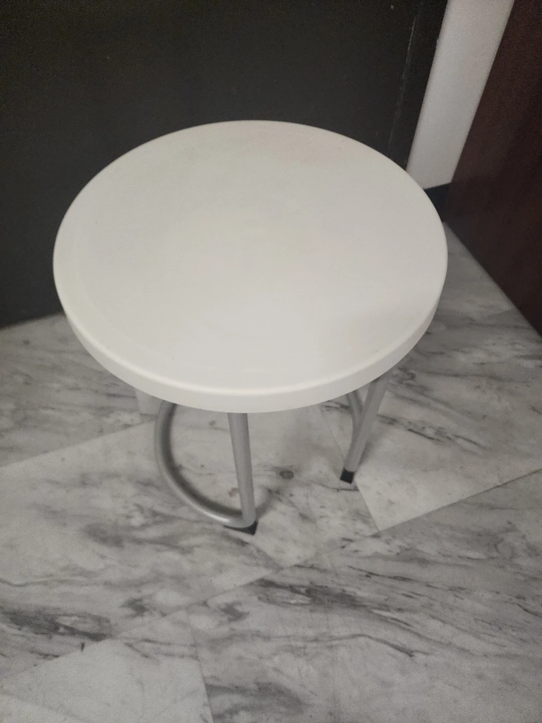 White Round Stool - photo 2