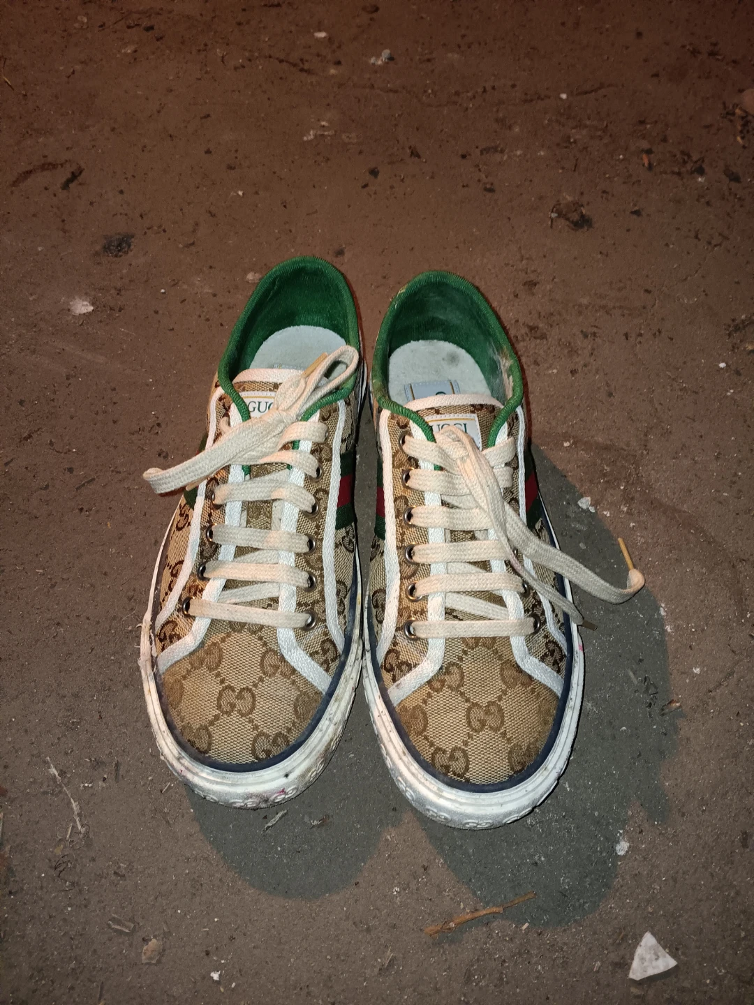 Gucci GG Canvas Low-Top Sneakers