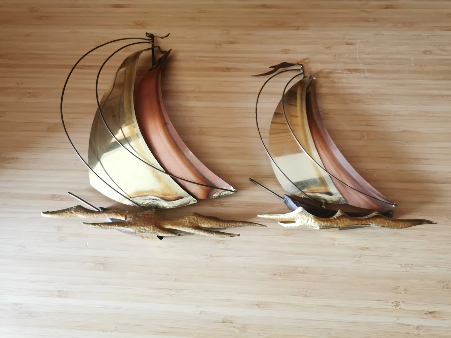 Vintage Set of 2 Brass Copper & Wood Sailboat Wall Hangings - photo 5