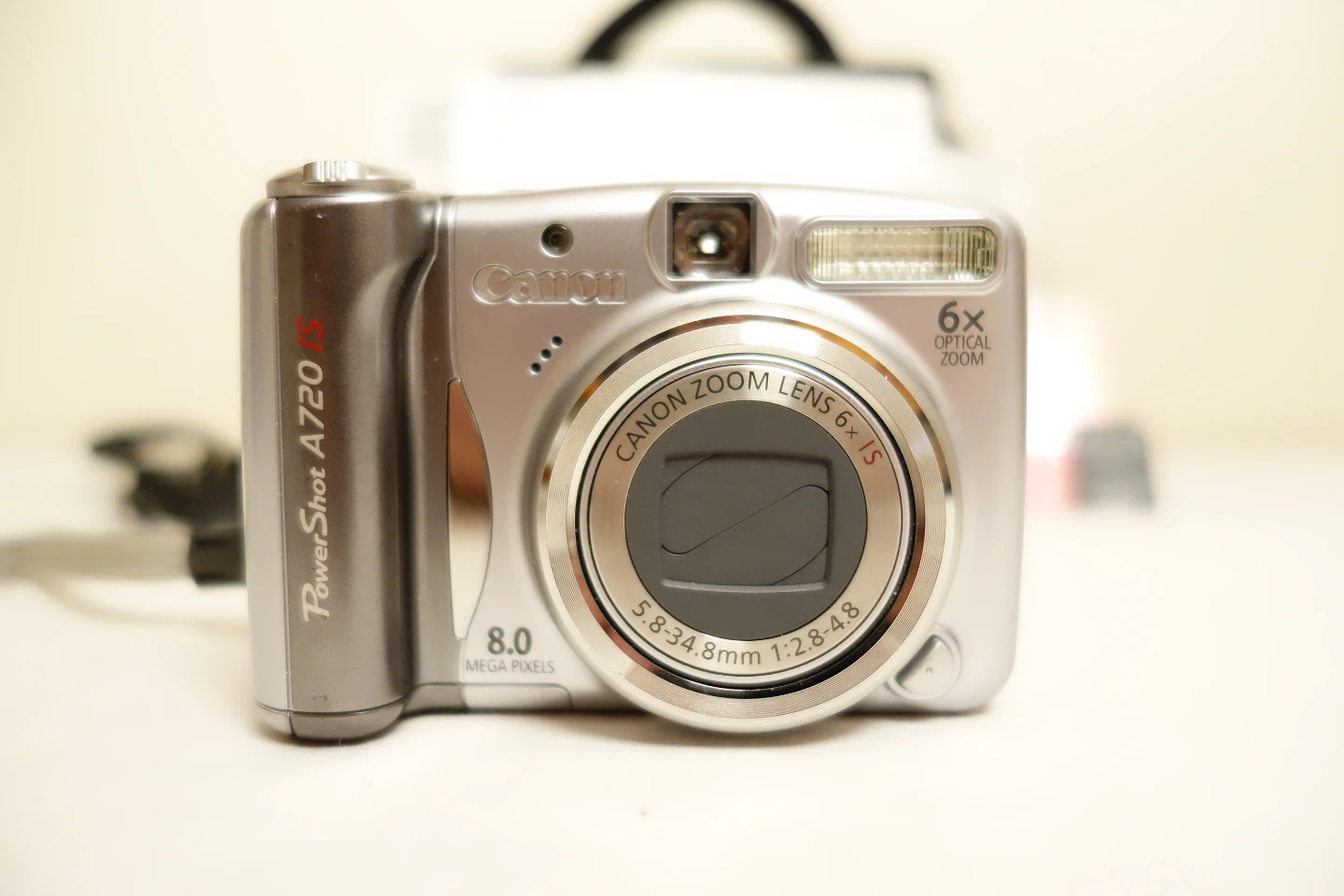 Canon PowerShot A720 IS Digital Camera Bundle - photo 2