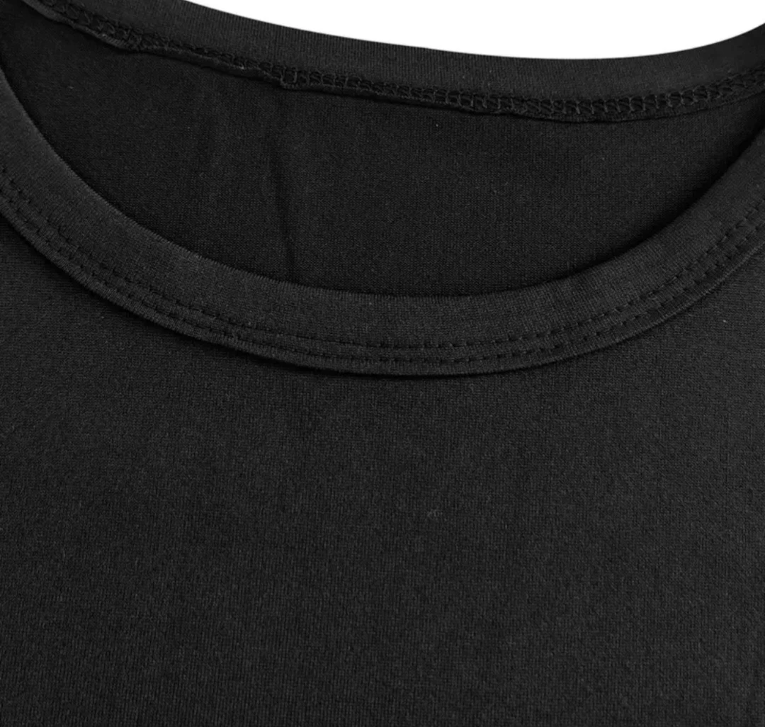 Black T-Shirt - photo 2