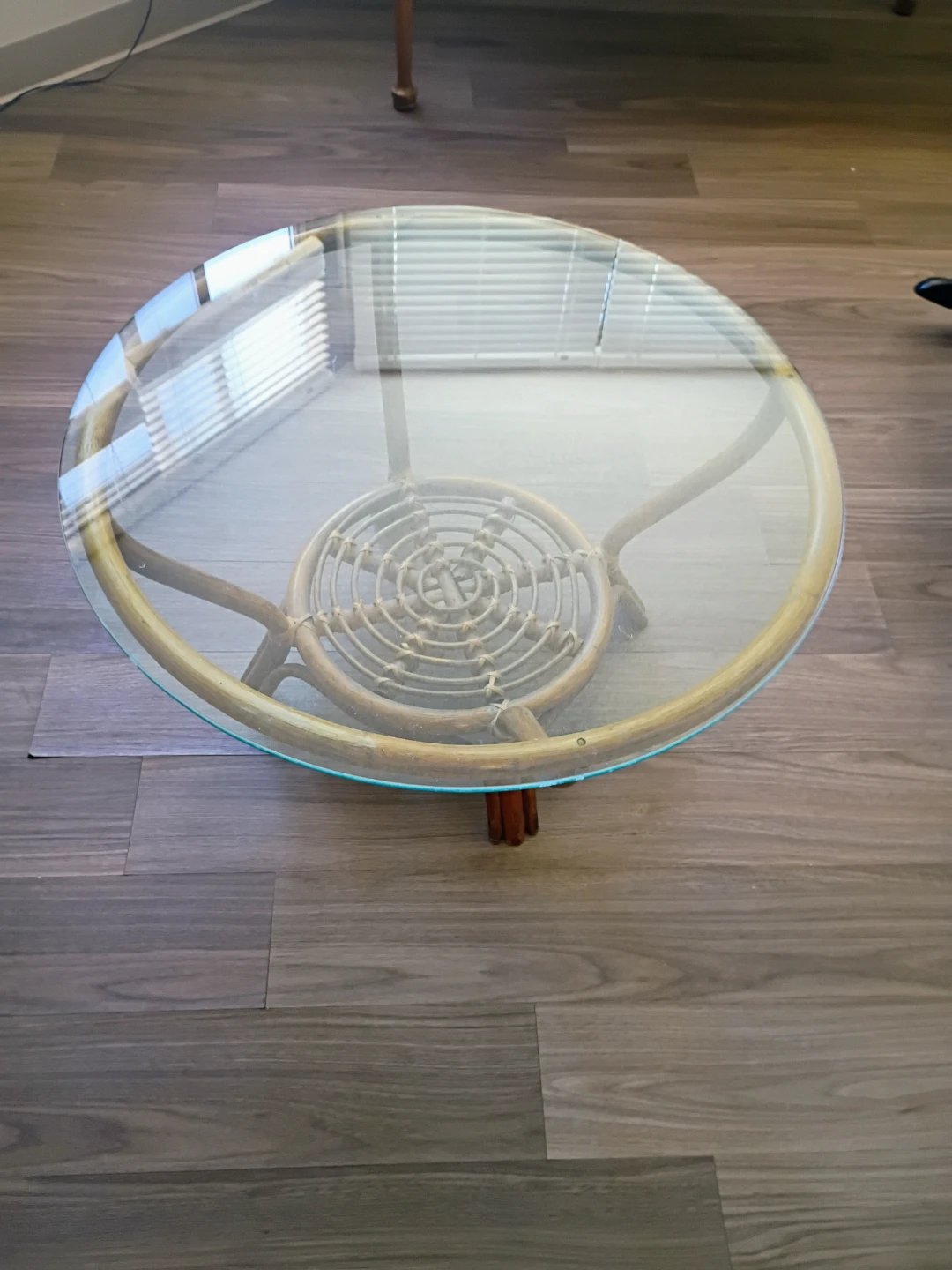 Retrol Glass Top Rattan Coffee Table - photo 2