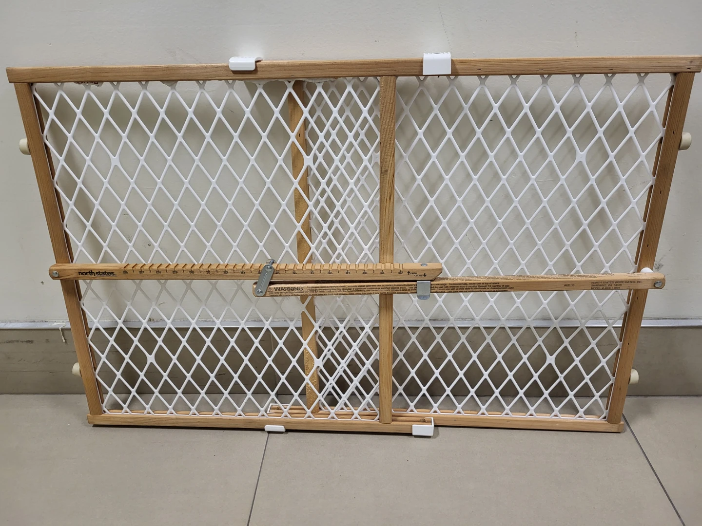 North States Pressure Mount Safety Gate, Adjustable & Portable - photo 2