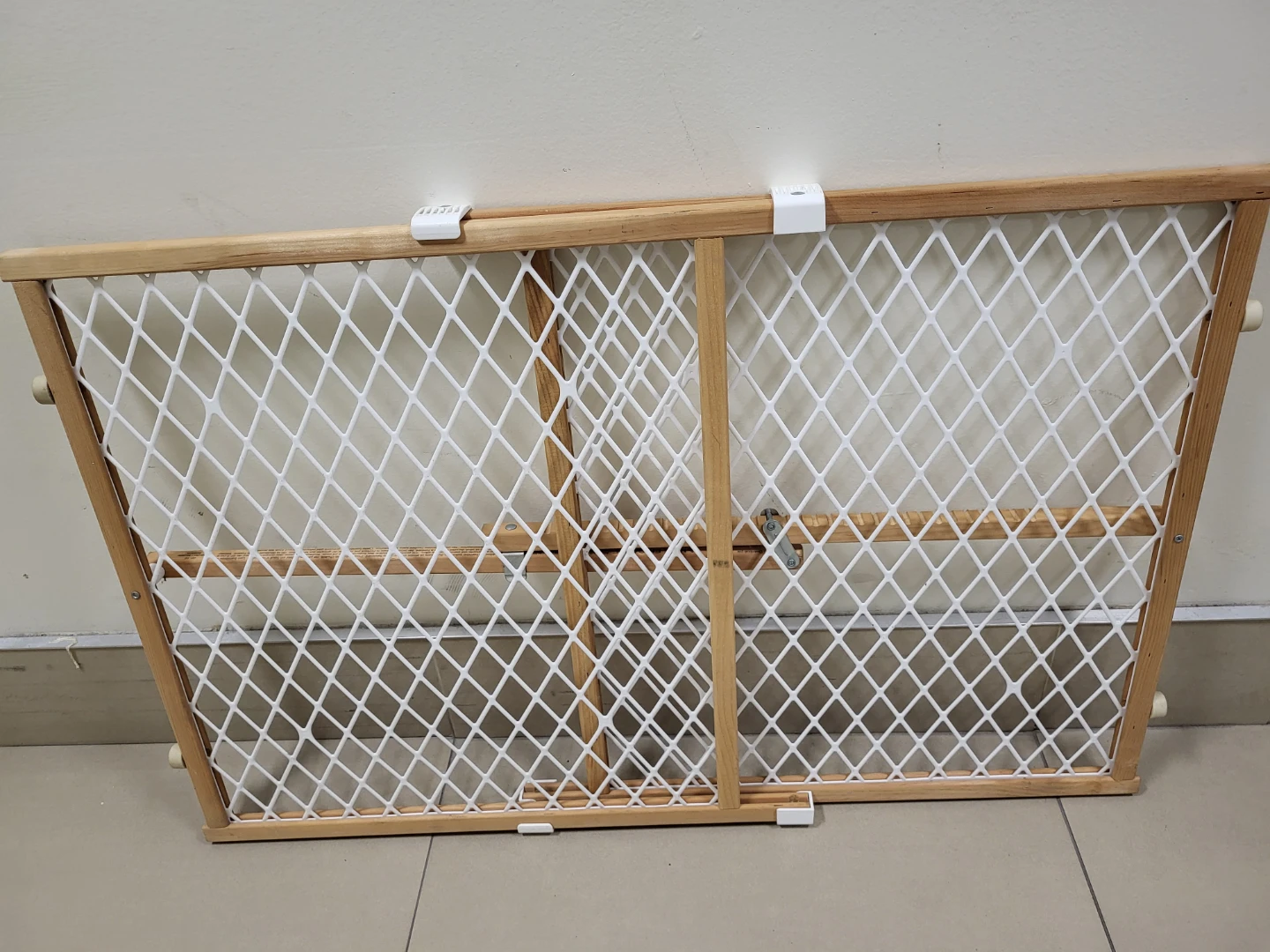 North States Pressure Mount Safety Gate, Adjustable & Portable - photo 3