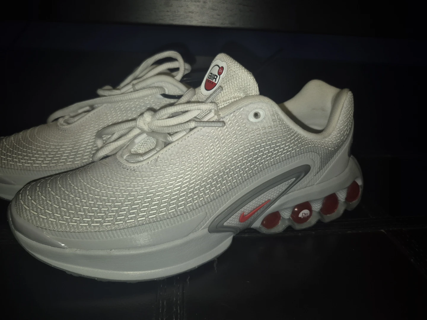 Special Edition Nike Air Max DN SE "Light Smoke University Red"