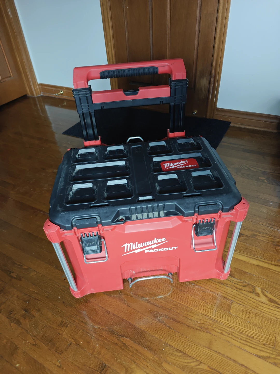 Milwaukee PACKOUT Rolling Tool Box