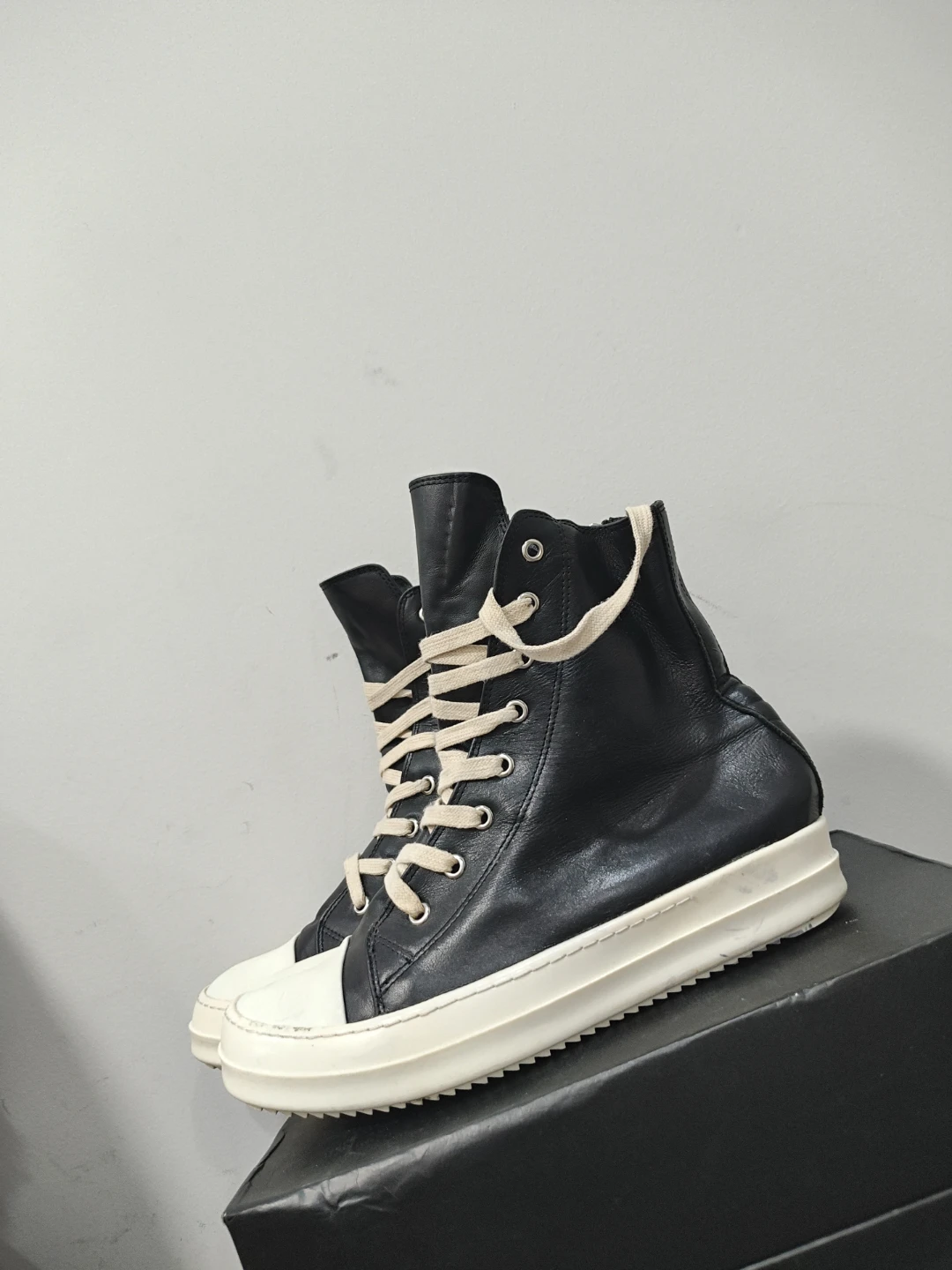 Rick Owens High Top Sneakers Black/White - photo 2