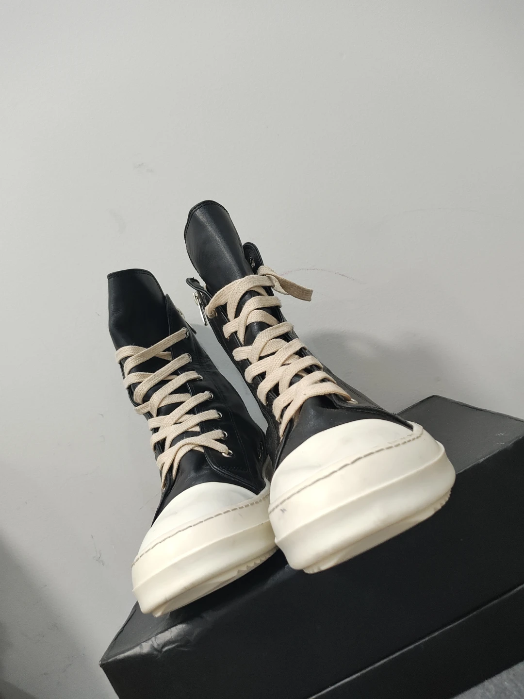 Rick Owens High Top Sneakers Black/White - photo 3