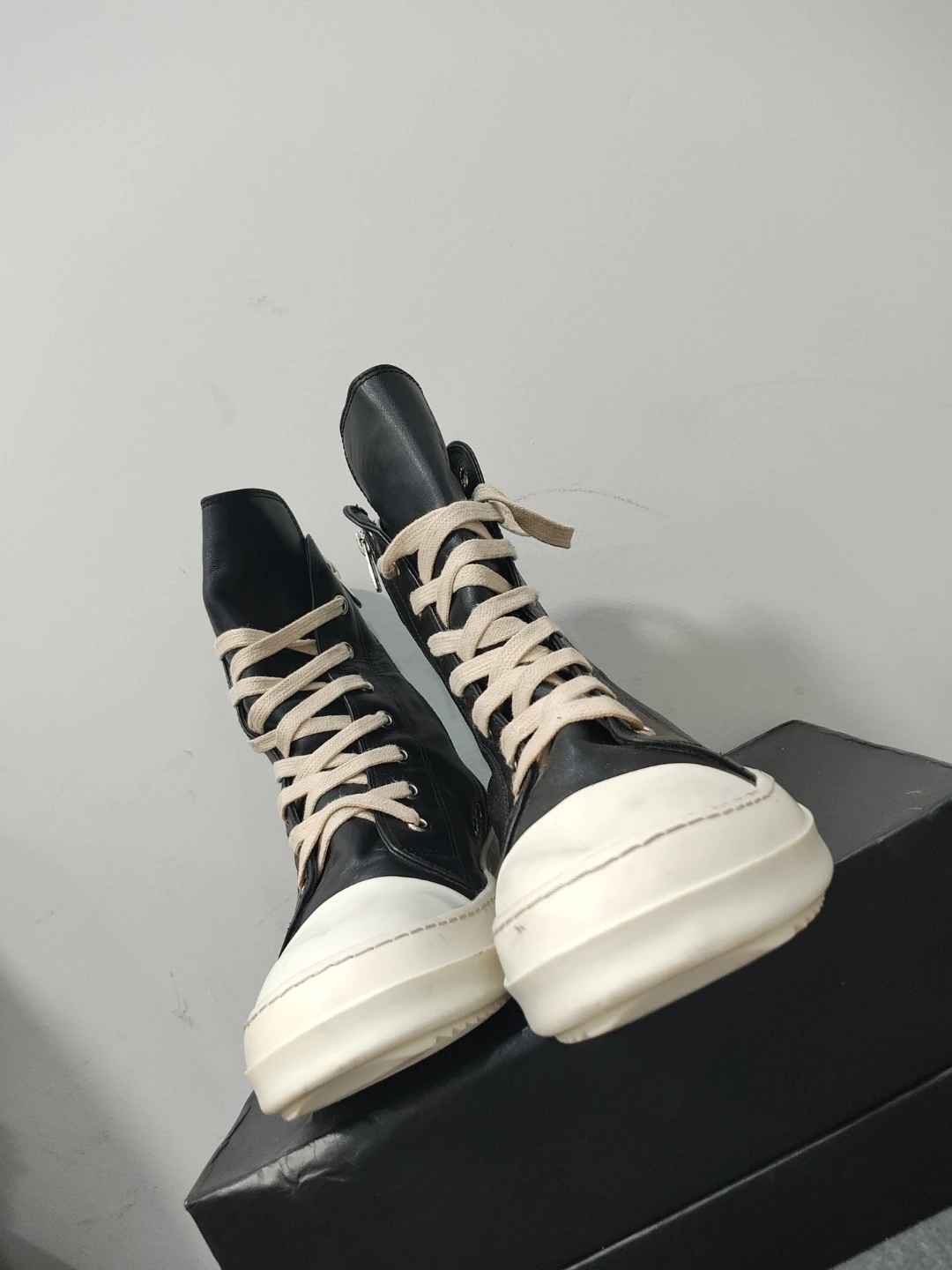 Rick Owens High Top Sneakers Black/White - photo 4