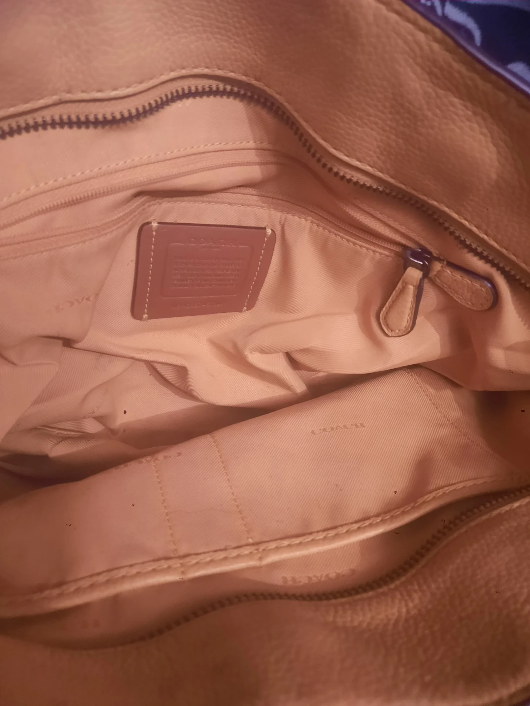 Coach Leather Shoulder Bag - photo 3
