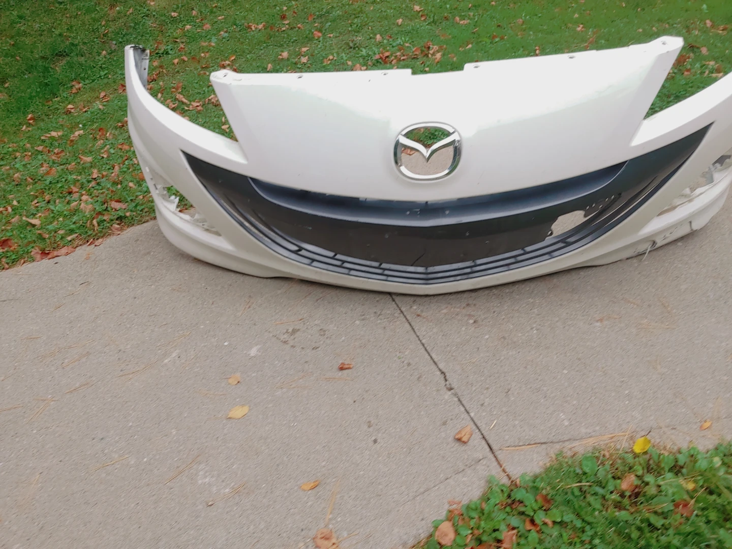 Mazda speed Front Bumper - photo 5