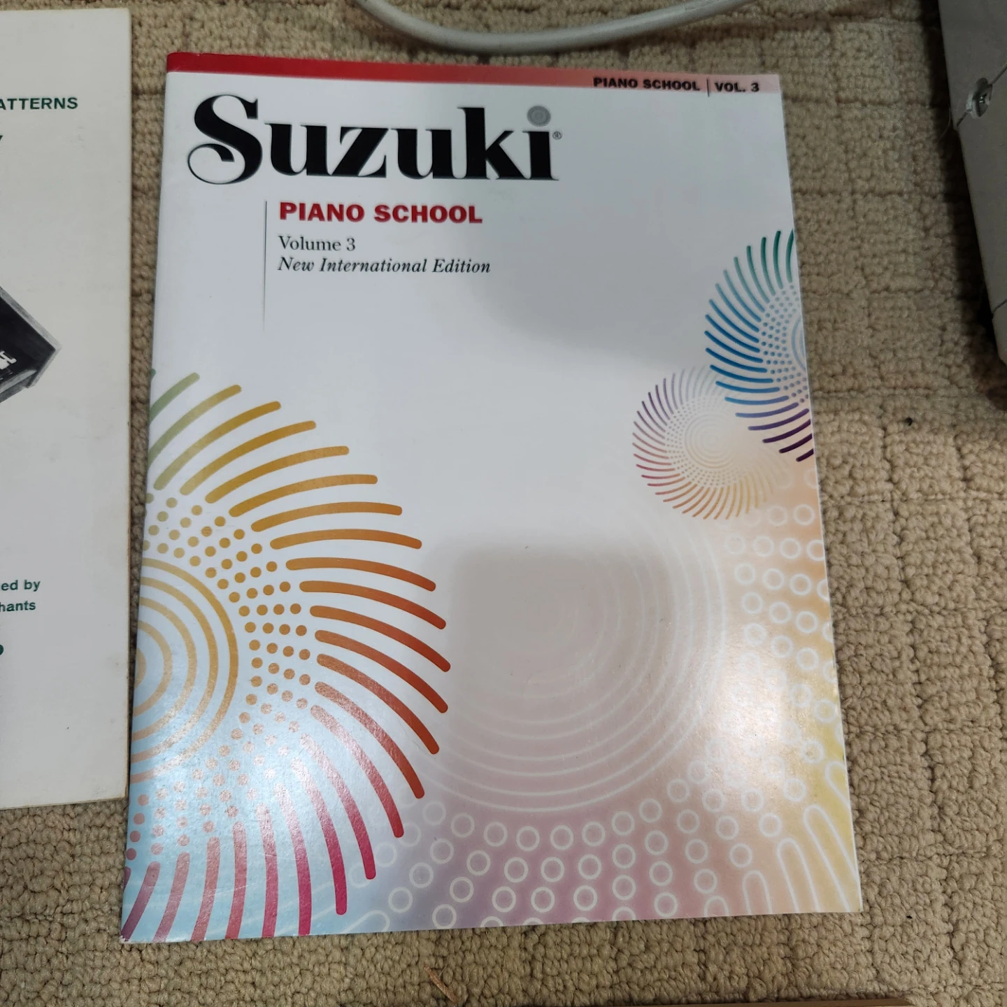 Lot of 7 Music Books: Organ, Piano, & Accompaniments - photo 5