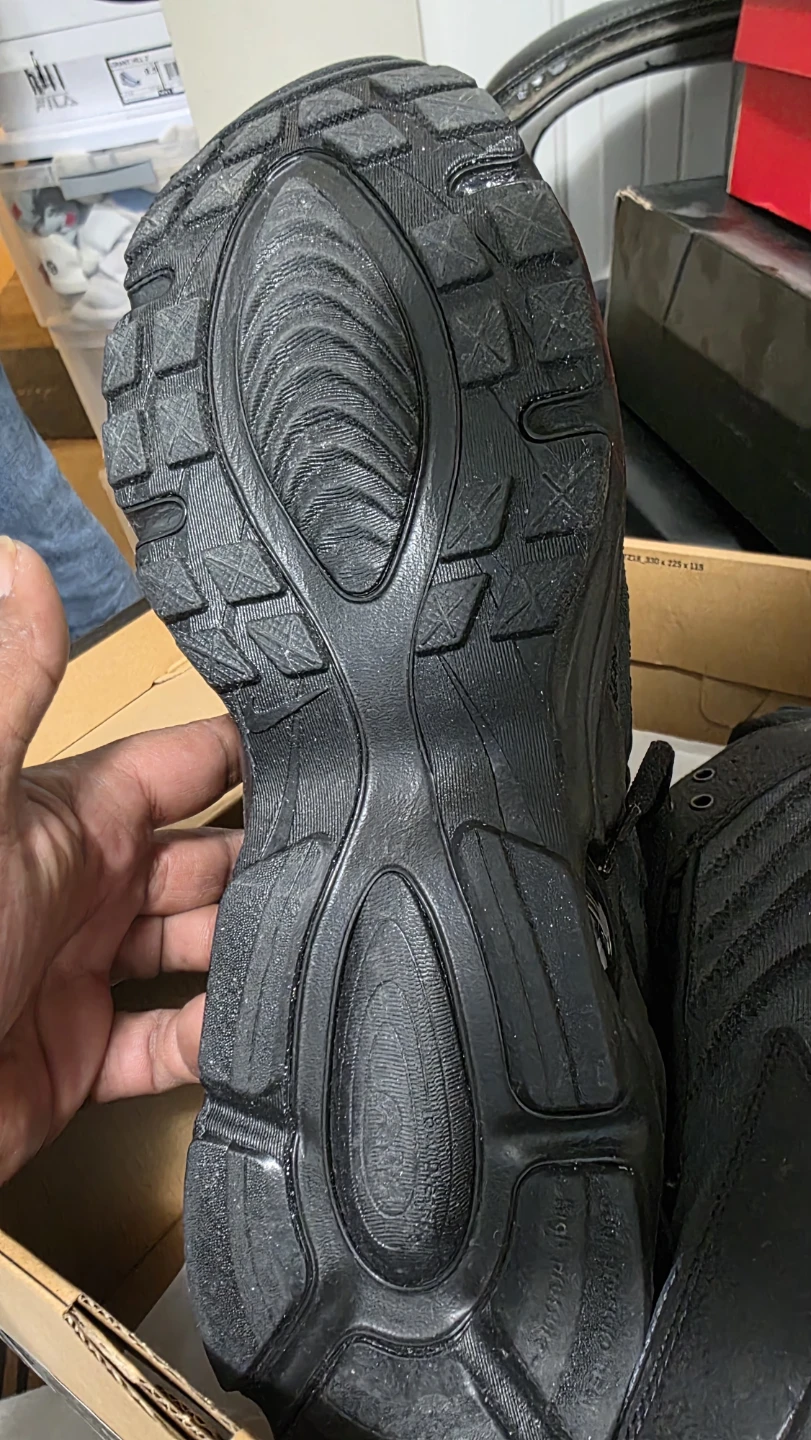 Nike Air Max Tailwind IV Black Running Shoes - photo 3