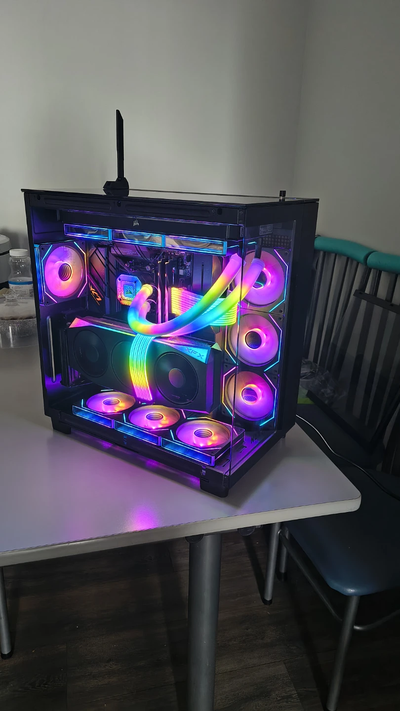 Like new High-End Gaming PC: 7800X3D / 9070XT Mercury