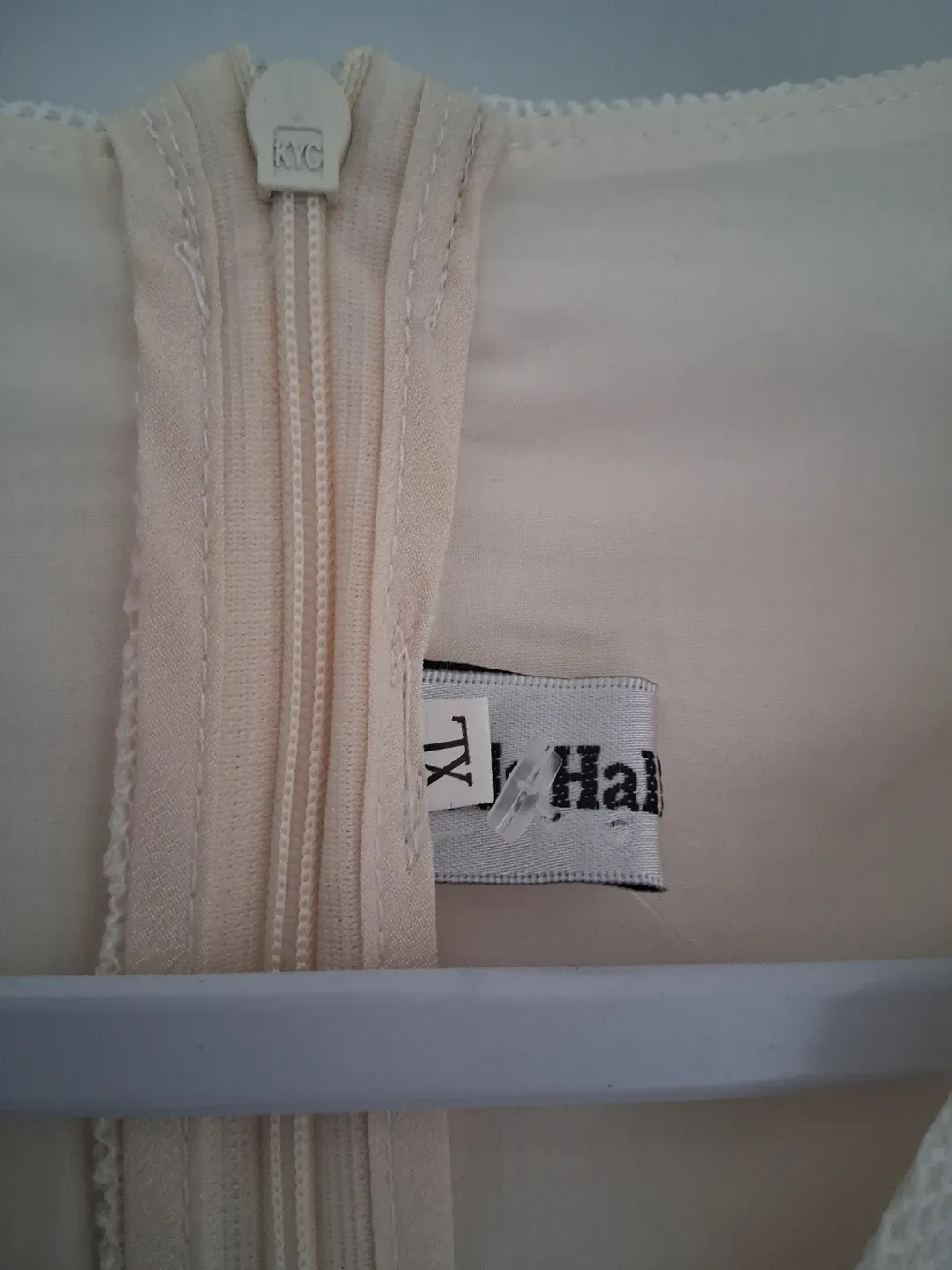 Lily & Hall Dress - Cream - XL (fits S) - photo 5