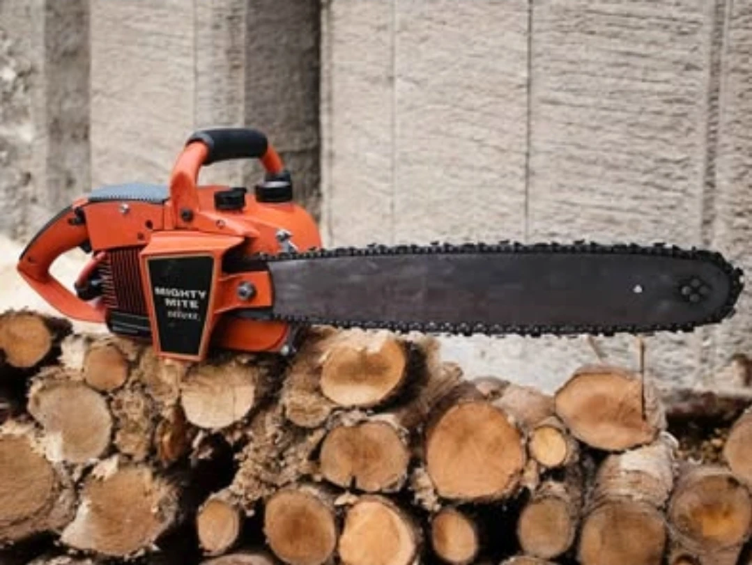Remington Mighty Mite Deluxe 14-inch  chainsaw 34.4 Cc