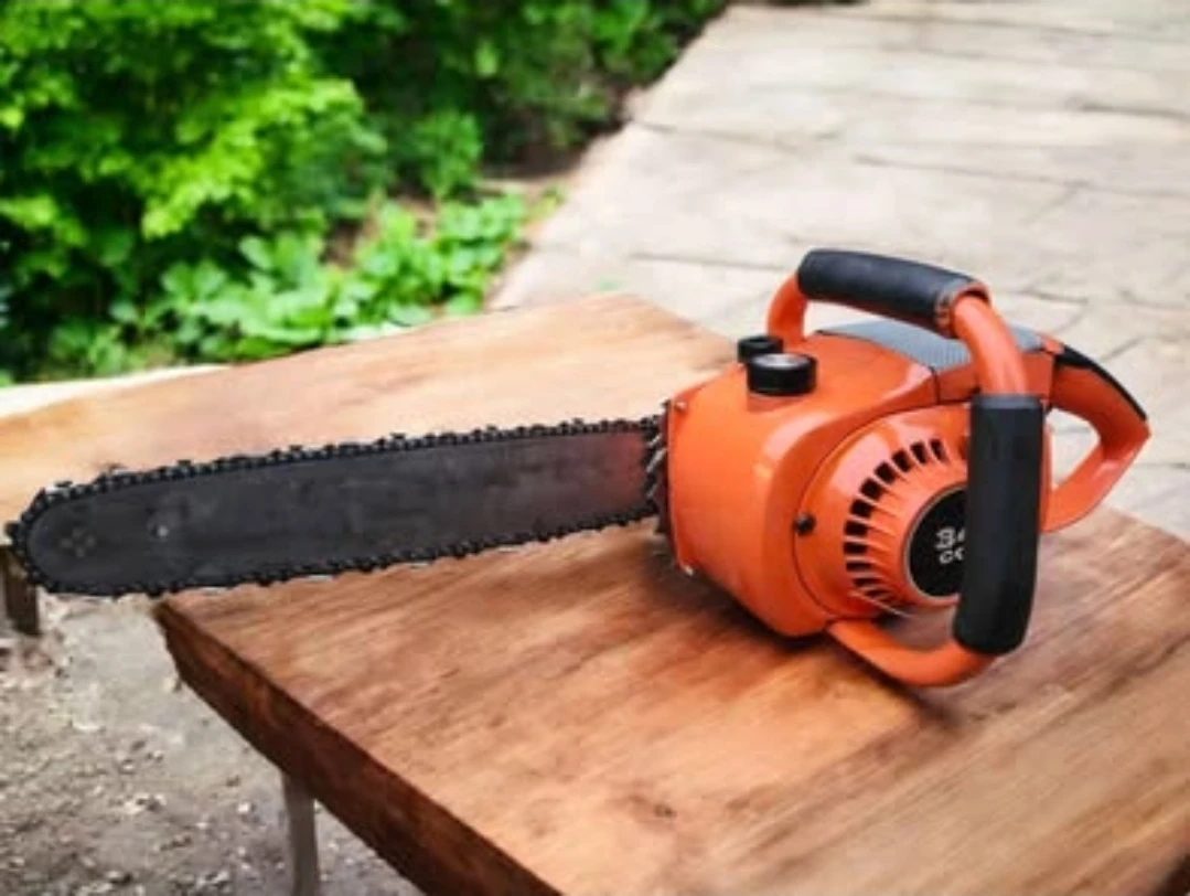 Remington Mighty Mite Deluxe 14-inch  chainsaw 34.4 Cc - photo 2