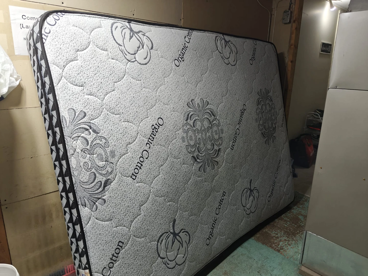 Mattress bed queen size