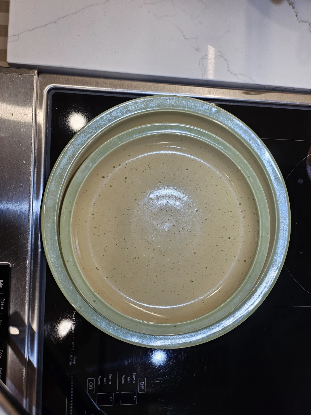 Baking pans and Dinner Plates - photo 3
