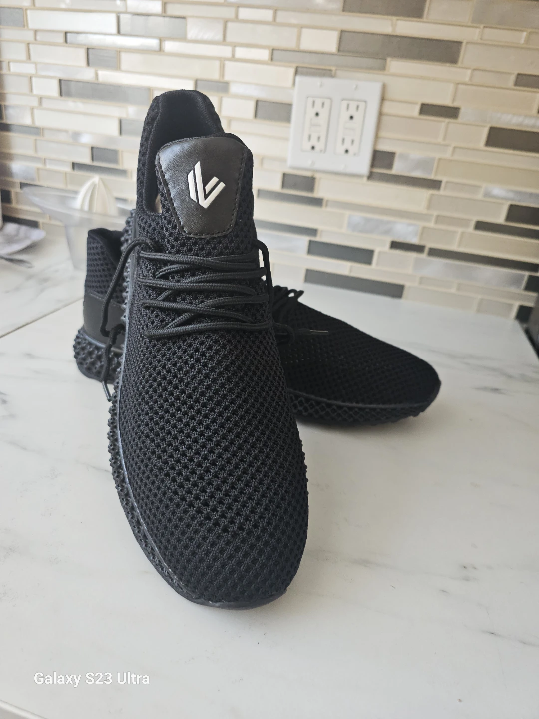 Black Athletic Shoes - photo 2