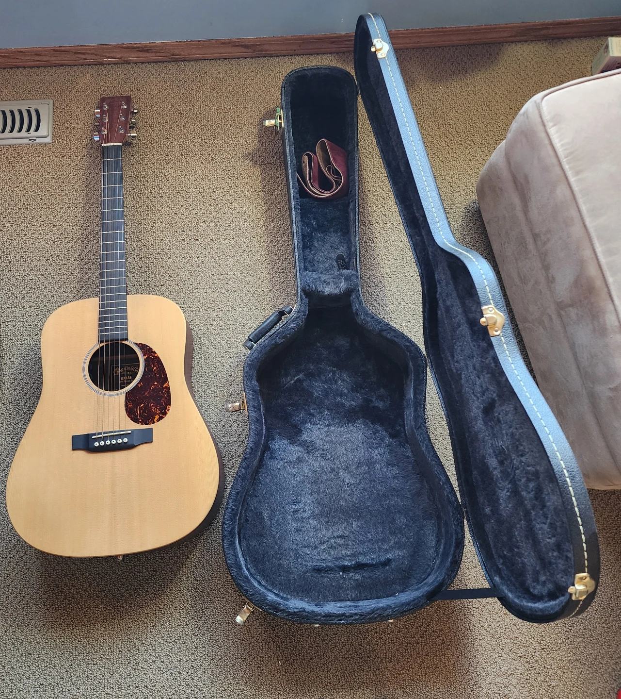 Martin Acoustic Guitar with Case - photo 4