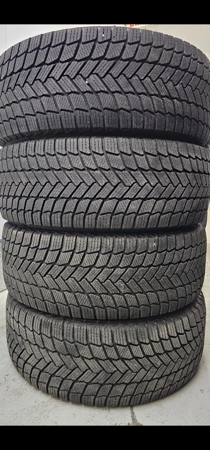 235/50 R20 MICHELLIN X-ICE WINTER TIRES