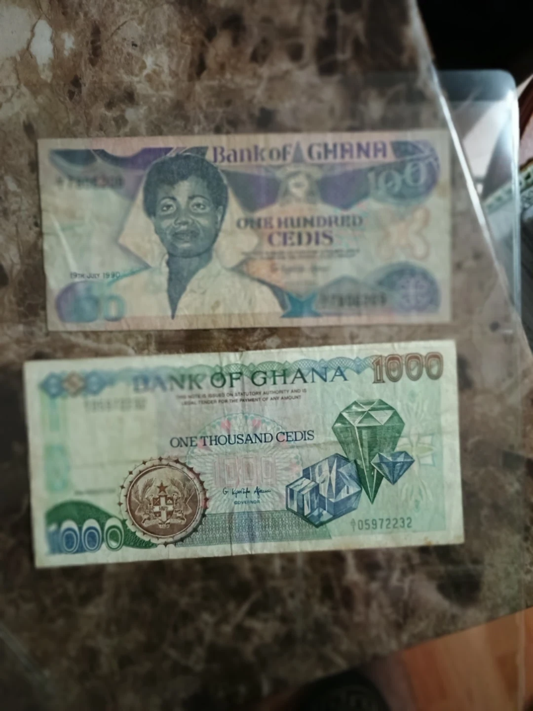 Bank of Ghana 100 & 1000 Cedis Banknotes - photo 2