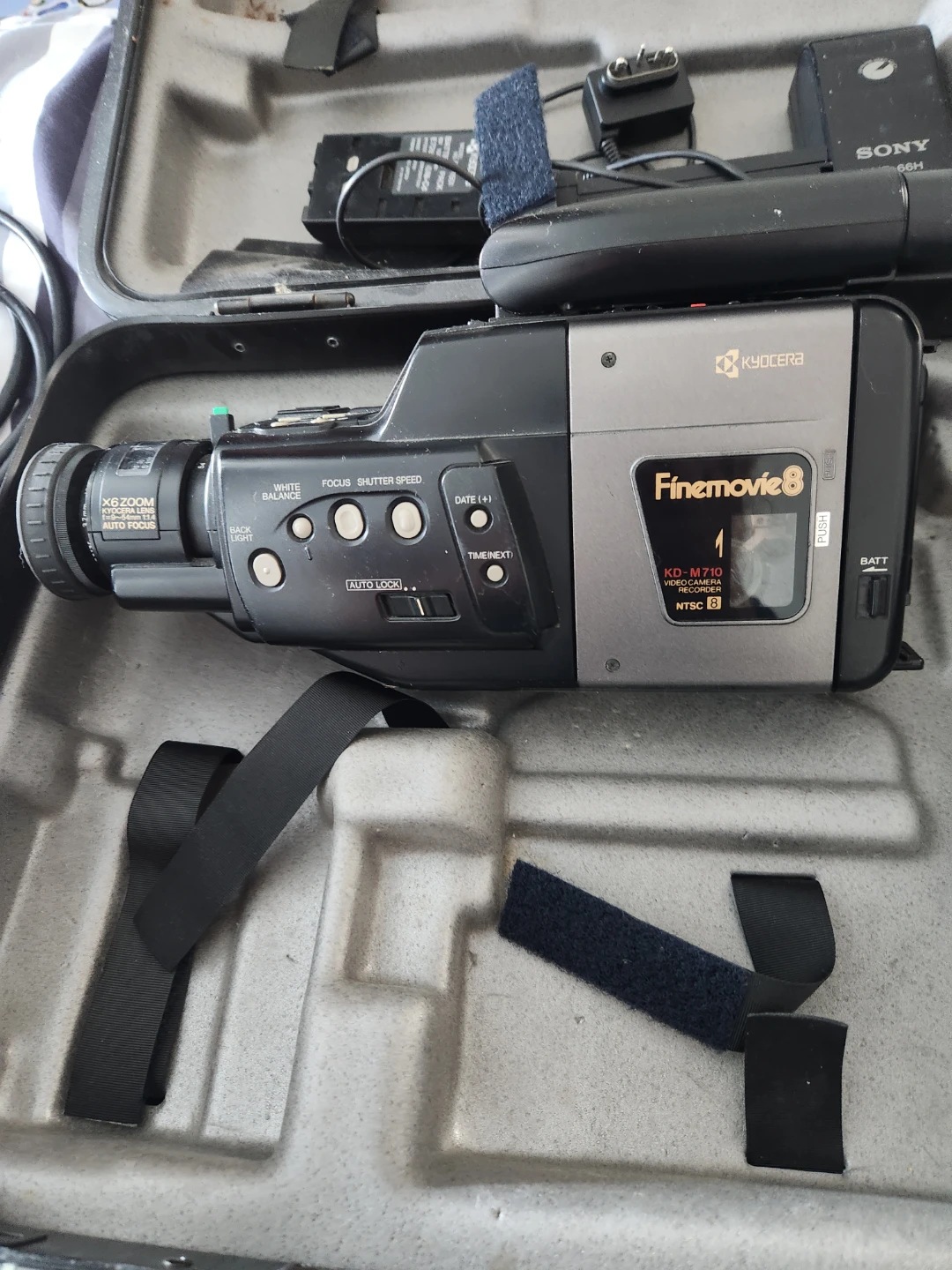 Kyocera Finemovie 8 KD-M710U Camcorder SELL COMPLETE AS IS