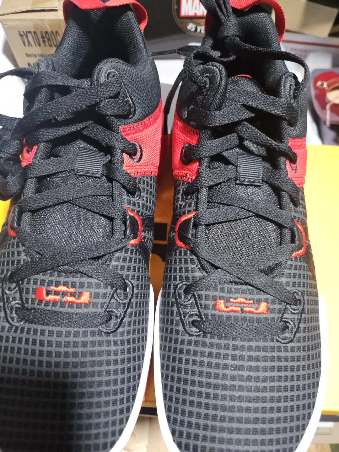 Nike LeBron Witness 5 Basketball Shoes - photo 3