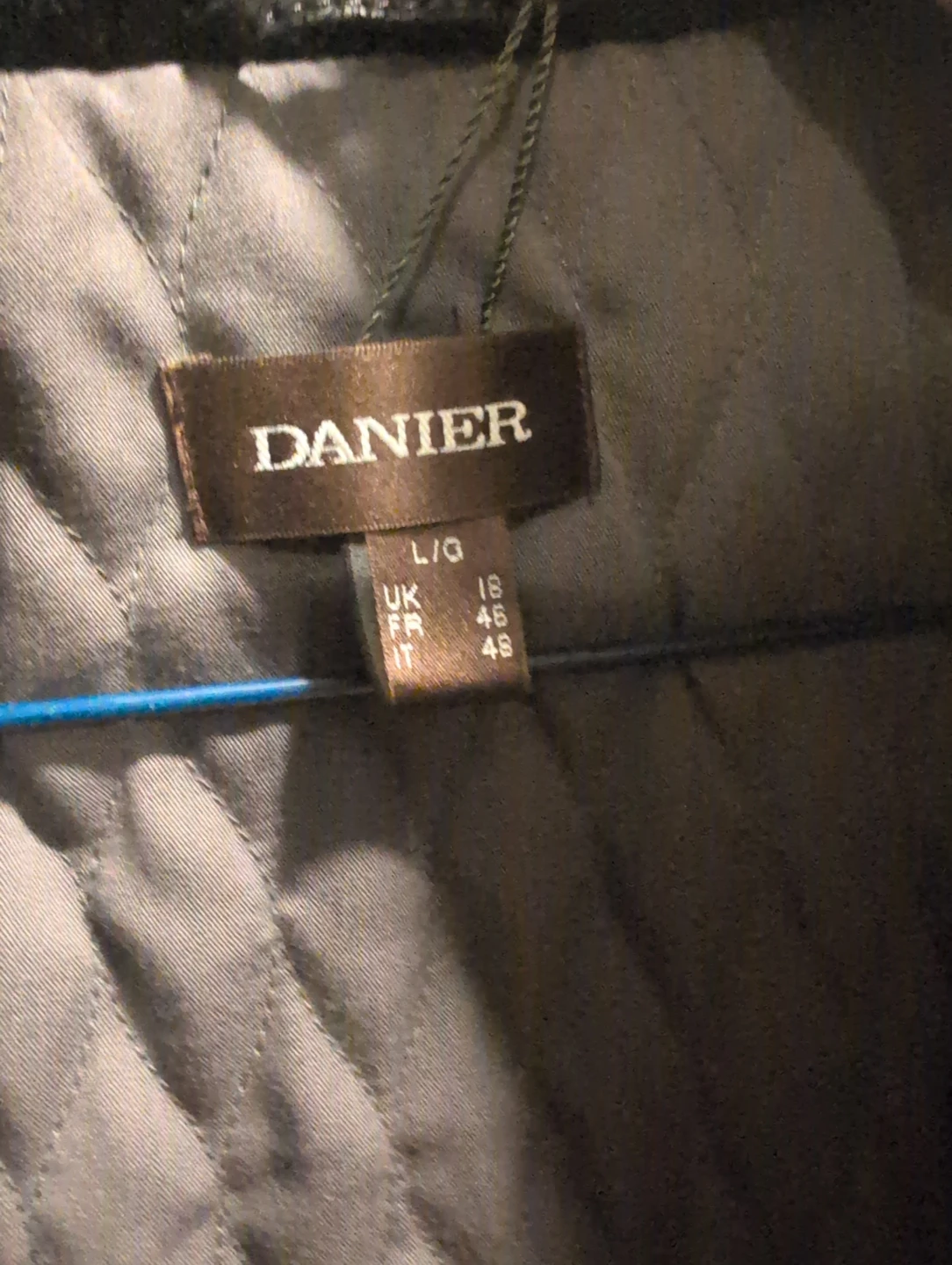 Danier Black Genuine Leather Jacket L/G - photo 3